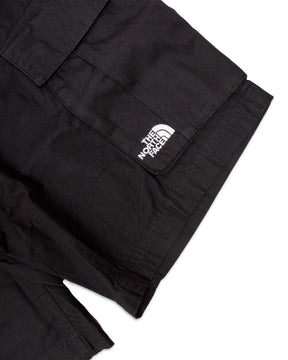 Man Short The North face Anticline Black